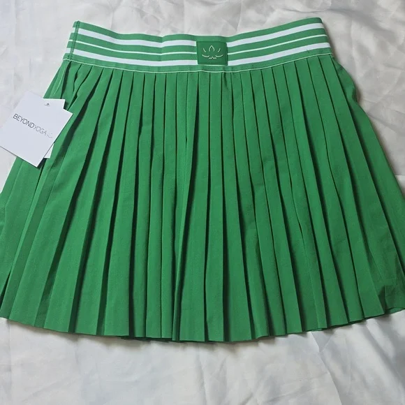 Beyond Yoga If You Pleats Elastic Green Mini Women's Skirt Size Small NwT. - Picture 7 of 10